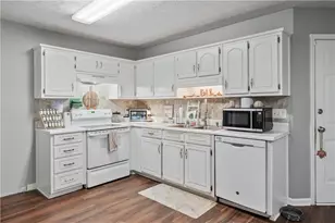 160 Azalea Dr, Winder, GA 30680 - Photo 8