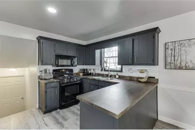 632 Hidden Springs Court, Sugar Hill, GA 30518 - Photo 10