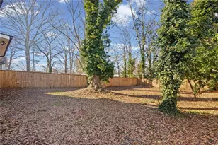 1467 Ryan St SW, Atlanta, GA 30310 - Photo 36