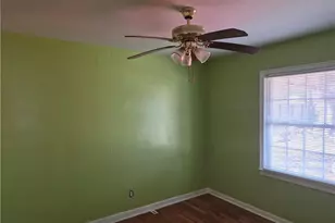 880 White Oak Dr, Forest Park, GA 30297 - Photo 6
