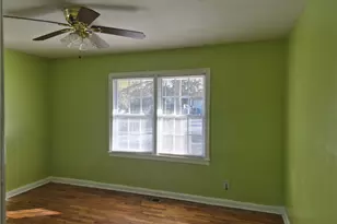 880 White Oak Dr, Forest Park, GA 30297 - Photo 10