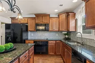 1023 Center Point Rd, Carrollton, GA 30117 - Photo 10