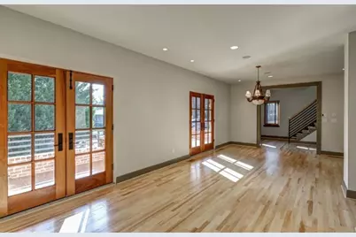 1090 Vista Trail NE, Atlanta, GA 30324 - Photo 6