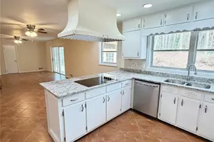 4707 Windsor Dr, Smyrna, GA 30082 - Photo 16