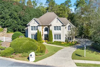 889 Waterford Green, Marietta, GA 30068 - Photo 2