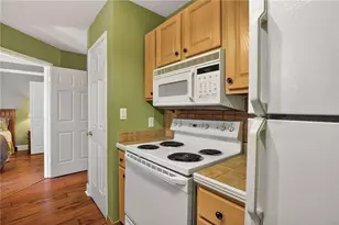 1075 Peachtree Walk NE, Atlanta, GA 30309 - Photo 6