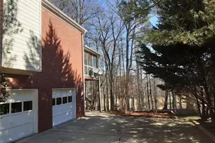 3885 Waterford Dr, Suwanee, GA 30024 - Photo 40
