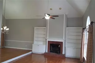 3885 Waterford Dr, Suwanee, GA 30024 - Photo 4