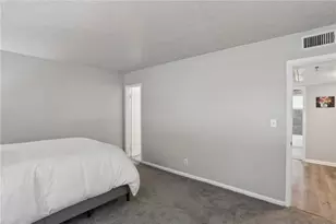 6700 Roswell Rd, Sandy Springs, GA 30328 - Photo 12