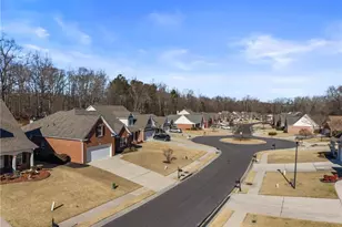 5589 Ashmoore Ct, Flowery Branch, GA 30542 - Photo 4