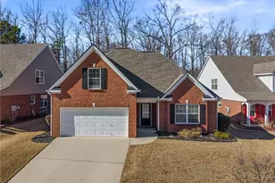 5589 Ashmoore Ct, Flowery Branch, GA 30542 - Photo 2