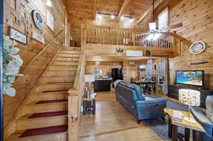 612 Medina Ct, Ellijay, GA 30540 - Photo 2