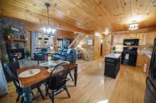 612 Medina Ct, Ellijay, GA 30540 - Photo 2