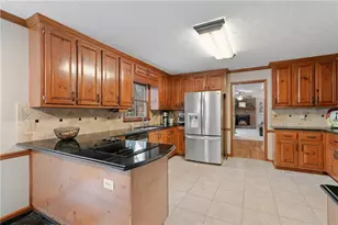 3033 Coach Ln, Marietta, GA 30062 - Photo 12
