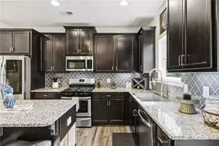 340 Orange Cir, Dawsonville, GA 30534 - Photo 12