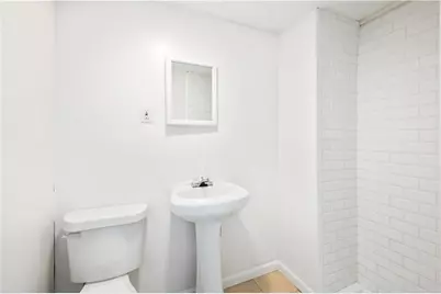 240 W Lake Drive NW, Atlanta, GA 30314 - Photo 26