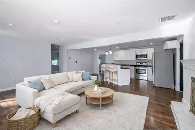 240 W Lake Drive NW, Atlanta, GA 30314 - Photo 6