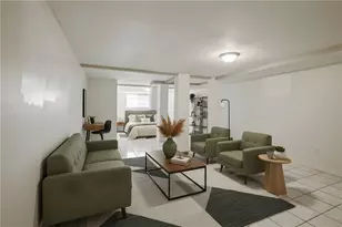 240 W Lake Dr NW, Atlanta, GA 30314 - Photo 22