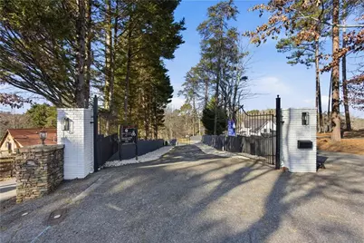 2390 Peachtree Road, Cumming, GA 30041 - Photo 90