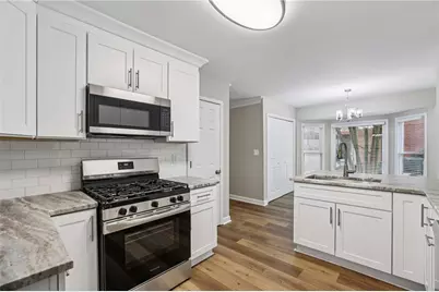 1359 Sheffield Glen Way NE, Atlanta, GA 30329 - Photo 2