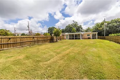 1651 Pryor Road SW, Atlanta, GA 30315 - Photo 10