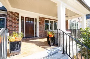 2653 Sharondale Cir NE, Atlanta, GA 30305 - Photo 2