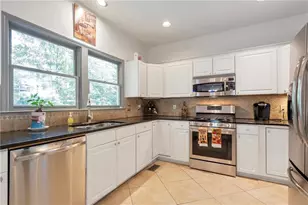 1895 Oak Tree Hollow, Alpharetta, GA 30005 - Photo 6