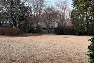 280 N Farm Dr, Alpharetta, GA 30004 - Photo 38