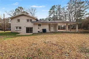 1489 Pine Dr, Atlanta, GA 30349 - Photo 2