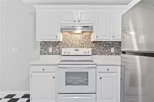 1613 Clairmont Ln SW, Conyers, GA 30094 - Photo 20