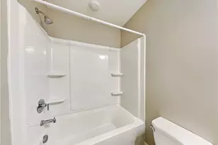 6423 Shalks Xing Dr, Lithonia, GA 30058 - Photo 18