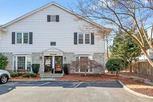 136 Peachtree Memorial Dr NW, Atlanta, GA 30309 - Photo 2