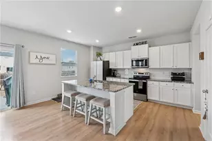 129 Summit Pointe Ln, Dallas, GA 30132 - Photo 2