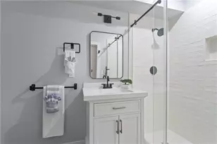 1350 Elizabeth Ave SW, Atlanta, GA 30310 - Photo 12