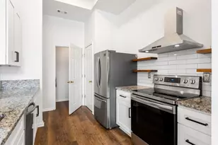 2700 Pine Tree Road NE, Atlanta, GA 30324 - Photo 4