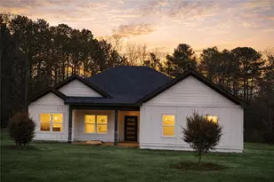 337 W Ridgeway Rd, Maysville, GA 30558 - Photo 1