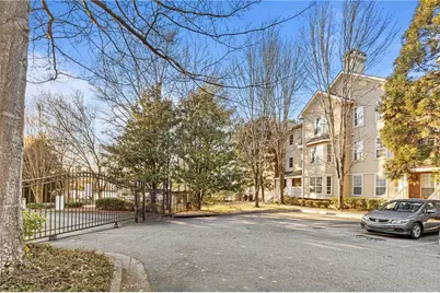 5641 Roswell Road #103, Atlanta, GA 30342 - Photo 2