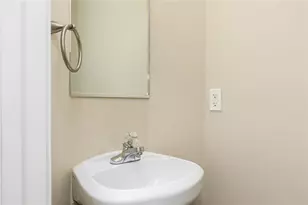 2031 Lakeshore Overlook Dr, Kennesaw, GA 30152 - Photo 6