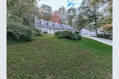 63 Geraldine Drive SE, Smyrna, GA 30082 - Photo 4
