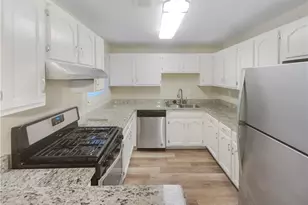 2725 St Augustine Trail SE, Marietta, GA 30067 - Photo 6