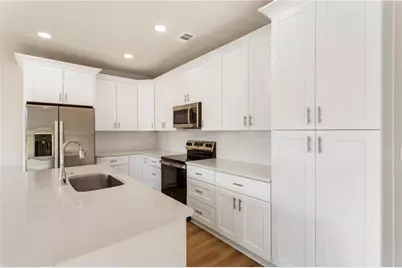 18 Wade Street, Winder, GA 30680 - Photo 12