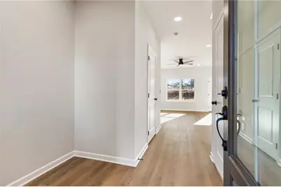 18 Wade Street, Winder, GA 30680 - Photo 4