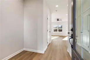 18 Wade St, Winder, GA 30680 - Photo 4