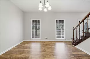 7285 Wyngate Dr, Cumming, GA 30040 - Photo 10