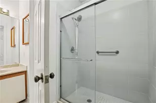 5996 Mitchell Rd, Atlanta, GA 30328 - Photo 18