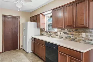 2395 Park Ave, Lithia Springs, GA 30122 - Photo 10