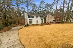 3602 Pebble Hill Dr, Marietta, GA 30062 - Photo 2
