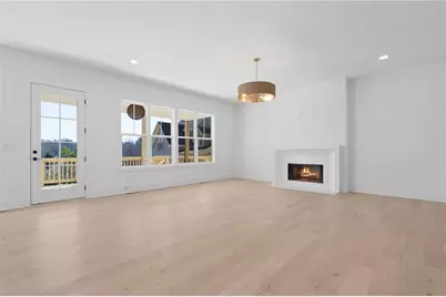 1070 Fleming Street SE, Smyrna, GA 30080 - Photo 4