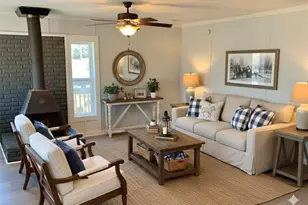 6525 Bermuda Ln, Flowery Branch, GA 30542 - Photo 4