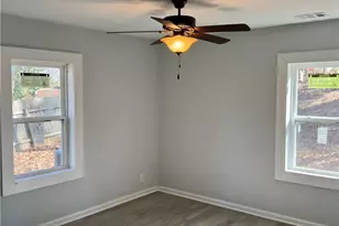 6525 Bermuda Ln, Flowery Branch, GA 30542 - Photo 8